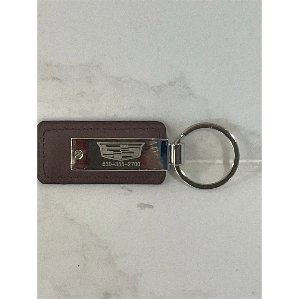 Classic Cadillac Metal & Leather Brown Souvenir Car Key Chain Naperville IL